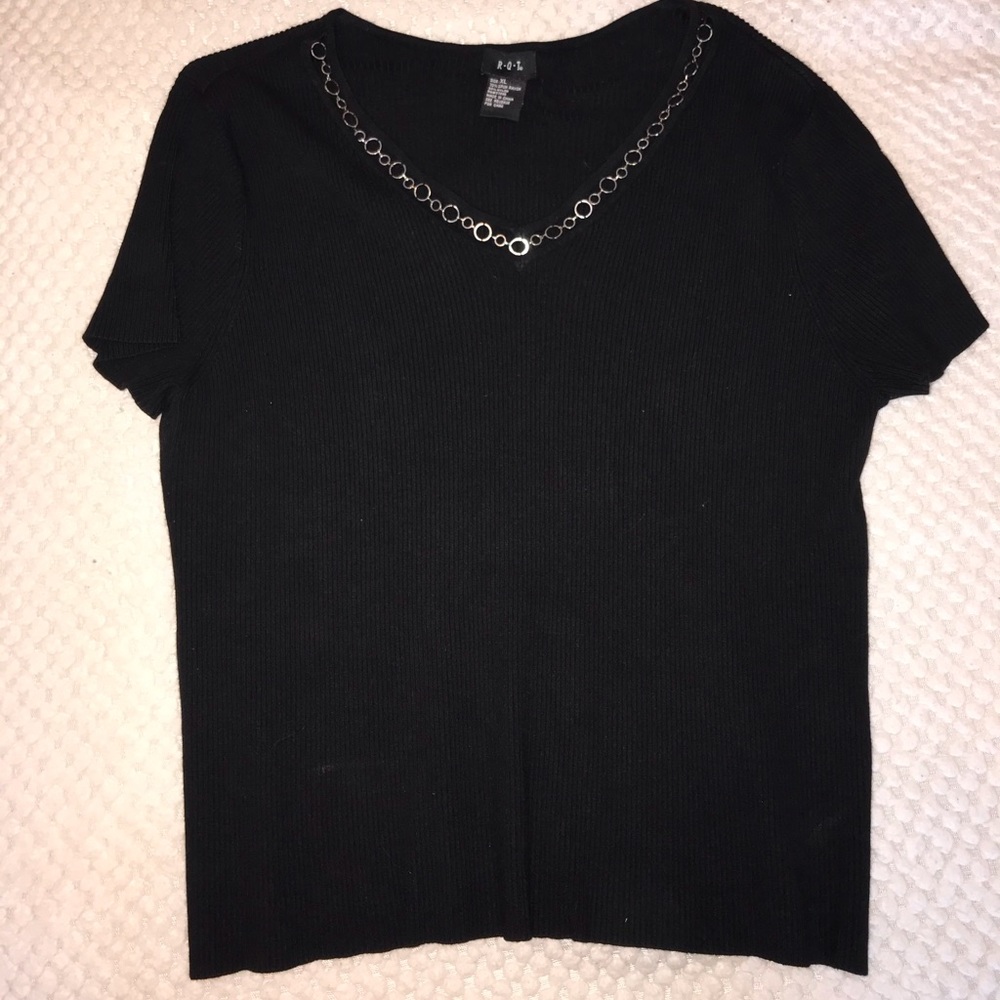 Black knit short sleeve top